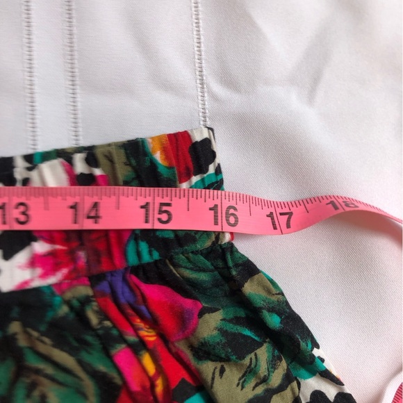Vtg Flowy Funky Patterned Skirt - Picture 3 of 15